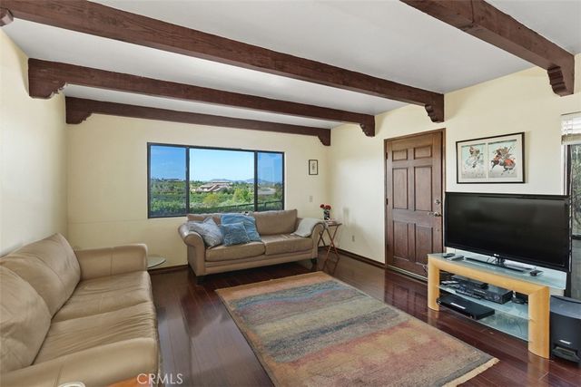35820 Pauba Road, Temecula, CA 92592