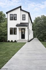 89 Linden St, Bridgewater Twp., NJ 08807