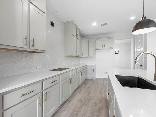 4911 Benton Woods Trail, Rosenberg, TX 77471