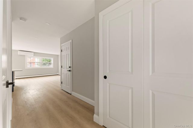 40 Autumn Avenue, Brooklyn, NY 11208
