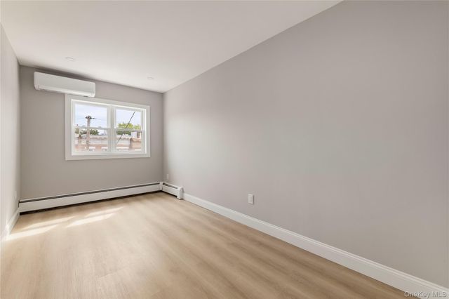 40 Autumn Avenue, Brooklyn, NY 11208