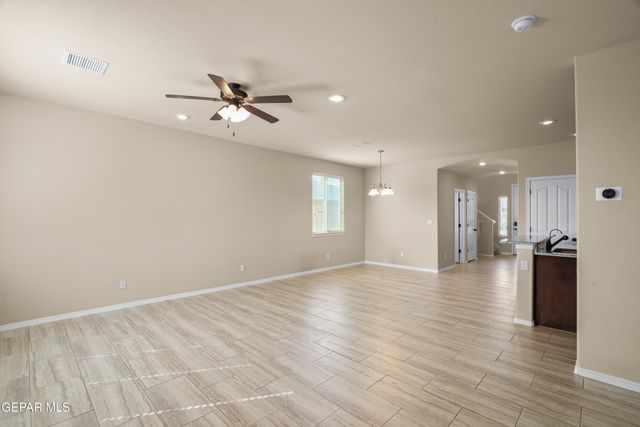 7524 EAGLE VISTA Drive, El Paso, TX 79911