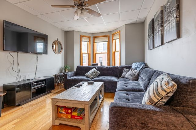 119 M Street, Boston, MA 02127