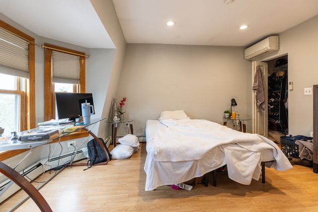119 M Street, Boston, MA 02127