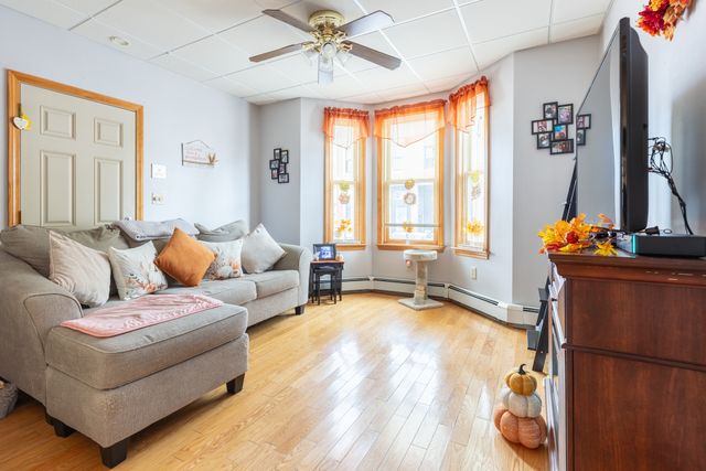 119 M Street, Boston, MA 02127