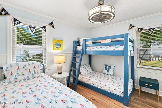 315 NE 40th Street, Oak Island, NC 28465