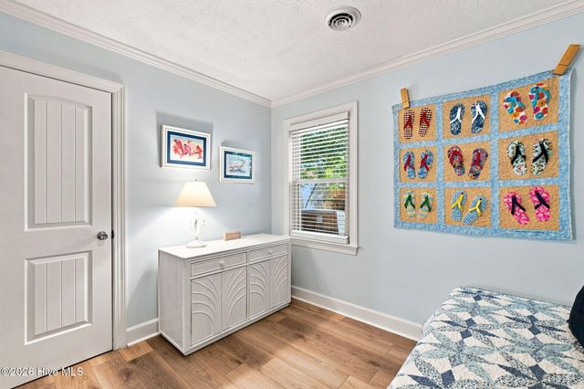 315 NE 40th Street, Oak Island, NC 28465