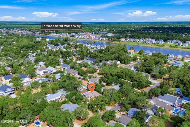 315 NE 40th Street, Oak Island, NC 28465