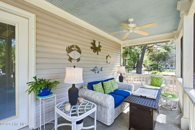 315 NE 40th Street, Oak Island, NC 28465