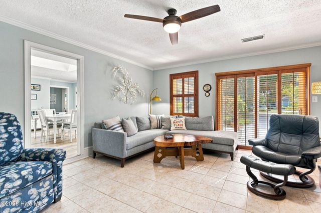 315 NE 40th Street, Oak Island, NC 28465