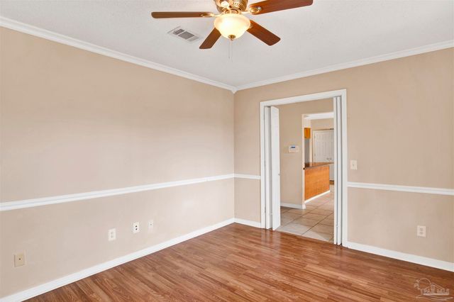 1024 Oak View Dr, Pensacola, FL 32506