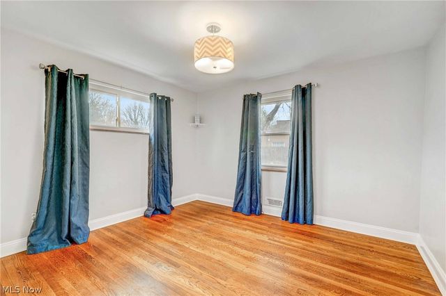 24037 Mastick Road, North Olmsted, OH 44070