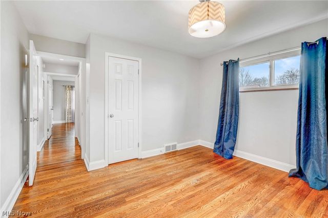 24037 Mastick Road, North Olmsted, OH 44070