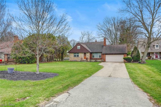 24037 Mastick Road, North Olmsted, OH 44070