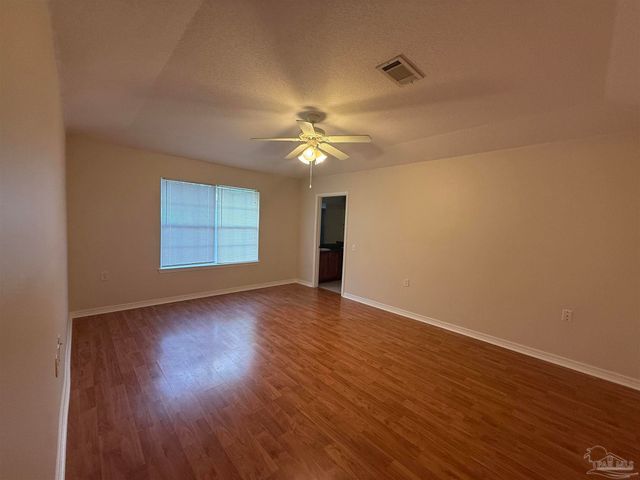 8964 Abbington Dr, Pensacola, FL 32534