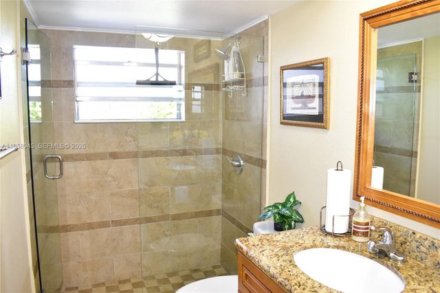 9801 Sunrise Lakes Blvd 301, Sunrise, FL 33322