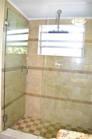 9801 Sunrise Lakes Blvd 301, Sunrise, FL 33322