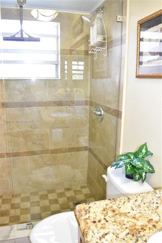 9801 Sunrise Lakes Blvd 301, Sunrise, FL 33322