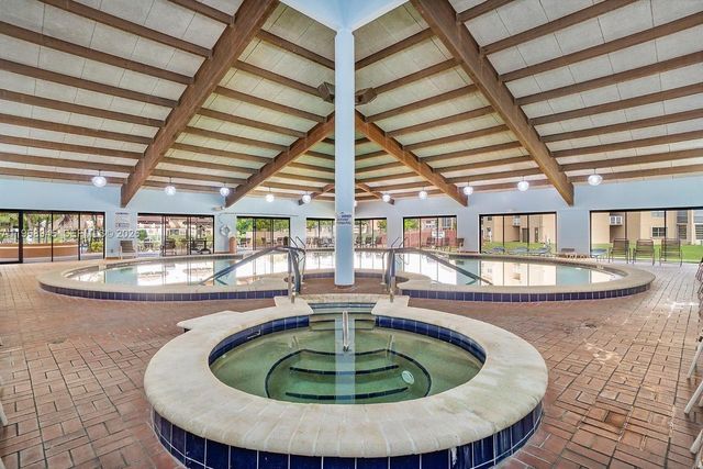 9801 Sunrise Lakes Blvd 301, Sunrise, FL 33322