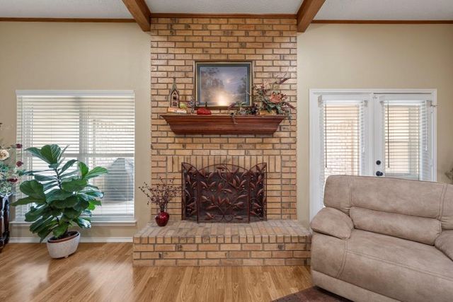 1300 MESA VERDE Drive, Waco, TX 76712