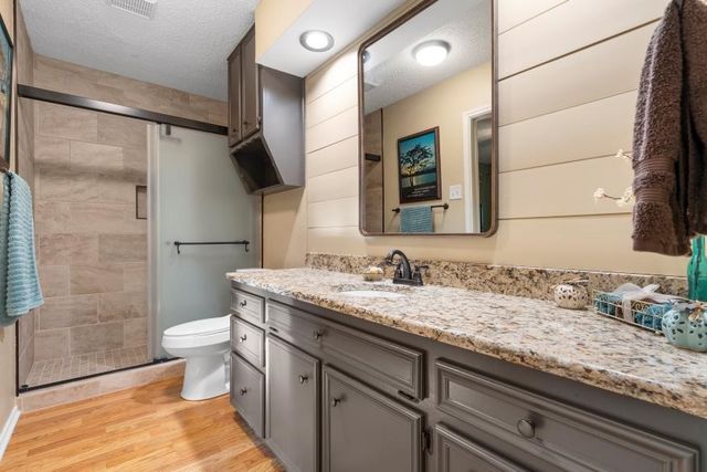 1300 MESA VERDE Drive, Waco, TX 76712