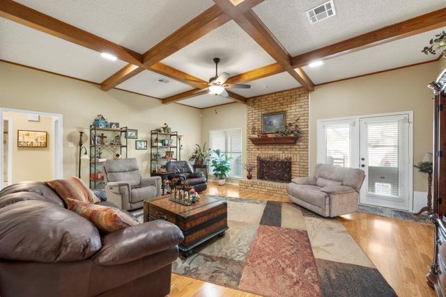 1300 MESA VERDE Drive, Waco, TX 76712