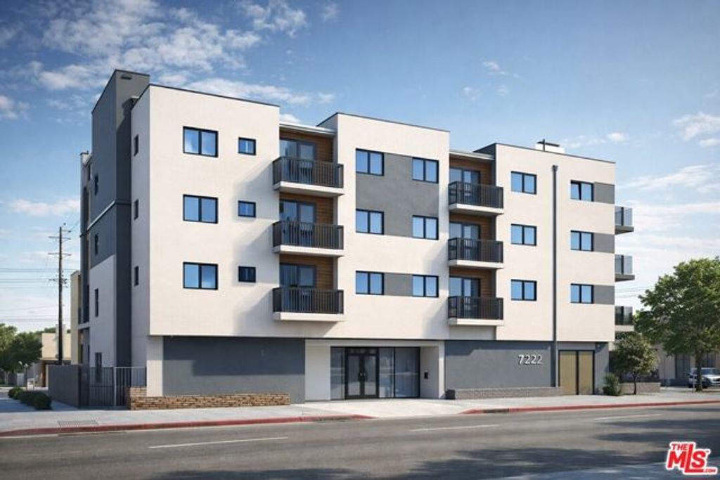 7222 Tyrone Avenue, Van Nuys (los Angeles), CA 91405