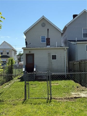 125 12th Street, Jeannette, PA 15644