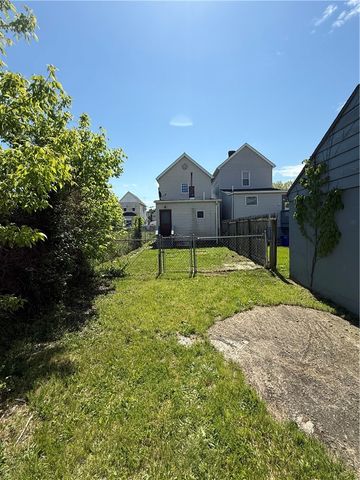 125 12th Street, Jeannette, PA 15644