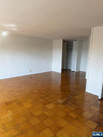 39 39th Street 2L, Paterson, NJ 07514