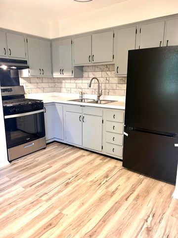 64 Margaret Street, Battle Creek, MI 49014