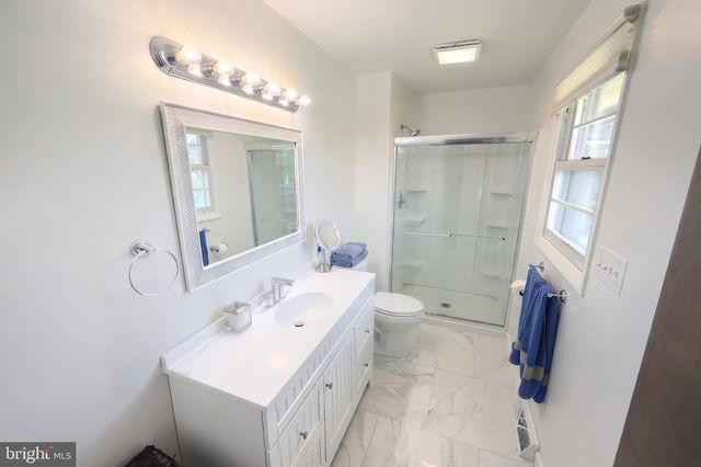 87 CHURCHILL, York, PA 17403