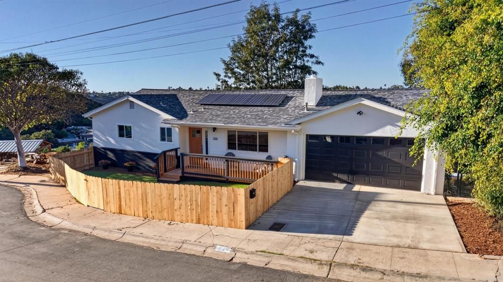 5228 Augustana Place, San Diego, CA 92115 — photo 2