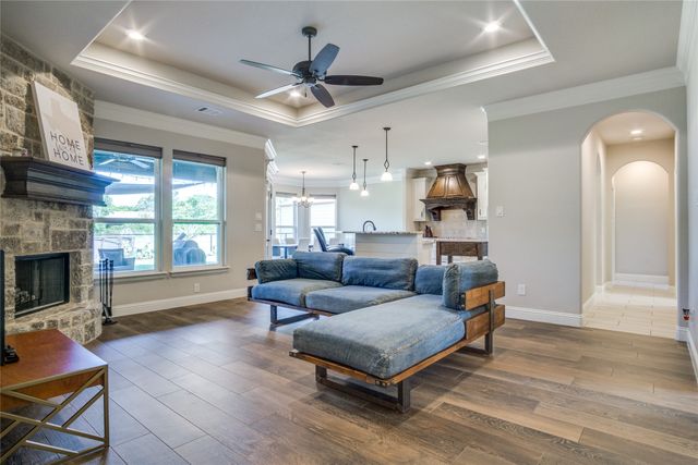 495 Christian Way, Azle, TX 76020