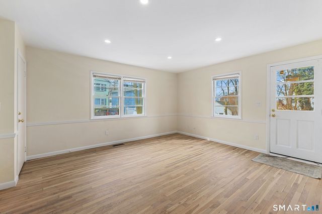 17 Artic Street 1, Greenwich, CT 06830