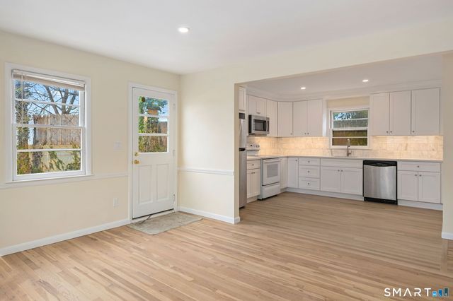 17 Artic Street 1, Greenwich, CT 06830