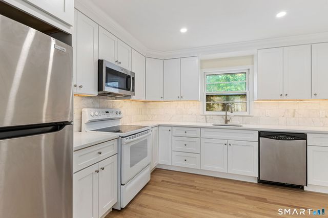 17 Artic Street 1, Greenwich, CT 06830