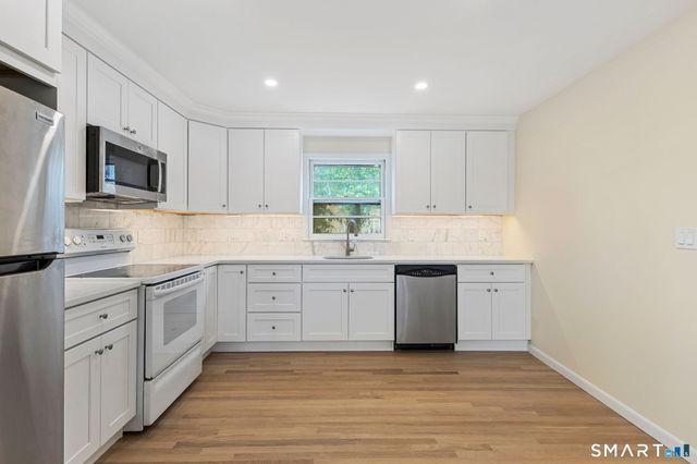 17 Artic Street 1, Greenwich, CT 06830