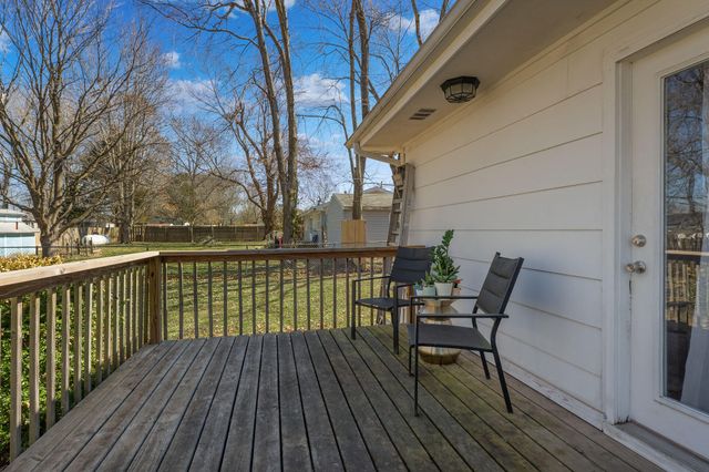 421 Cedar Street, Sparta, MO 65753