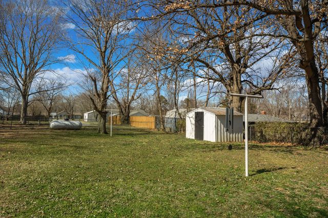 421 Cedar Street, Sparta, MO 65753