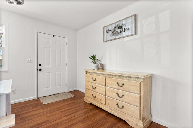 421 Cedar Street, Sparta, MO 65753