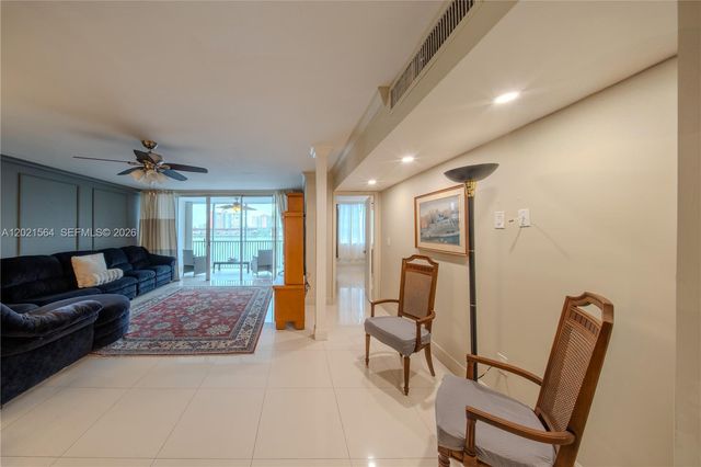 1660 NE 191st Street 4101, Miami, FL 33179