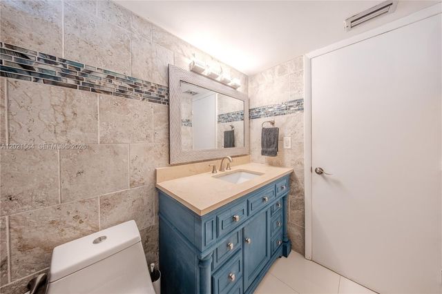 1660 NE 191st Street 4101, Miami, FL 33179