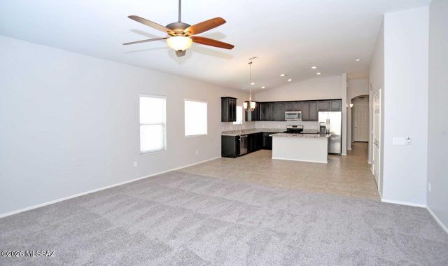 9070 W Old Agave Trail, Marana, AZ 85653