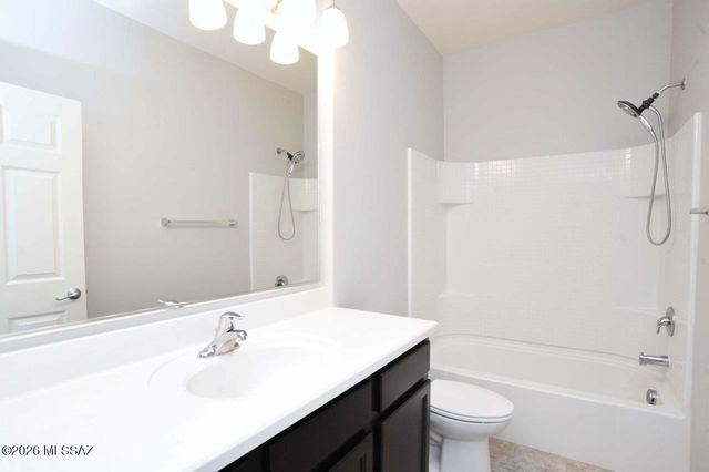 9070 W Old Agave Trail, Marana, AZ 85653