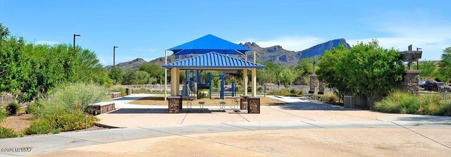 9070 W Old Agave Trail, Marana, AZ 85653