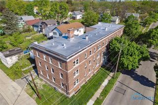 2289 Upton Avenue, Toledo, OH 43606