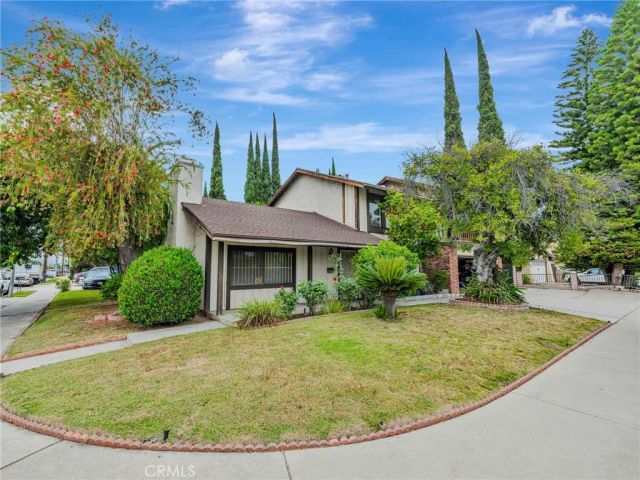 7800 Winnetka Ave, Winnetka, CA 91306