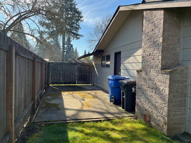 315 HERITAGE Ave, Eugene, OR 97404