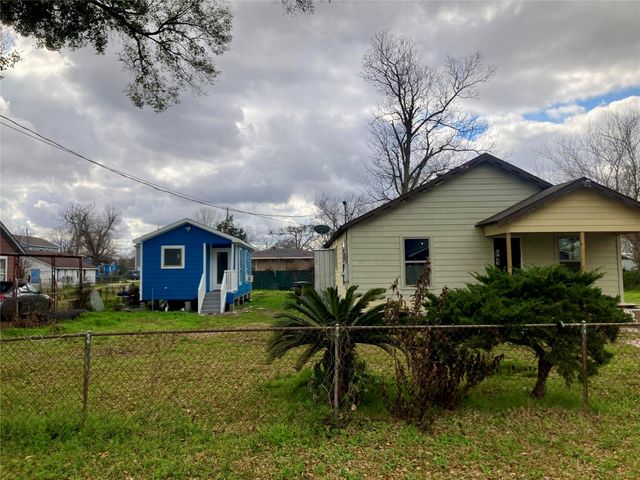 3118 Memel Street B, Houston, TX 77026